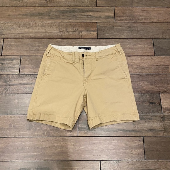 Abercrombie & Fitch Shorts Abercrombie Fitch 6 Inch Inseam Khaki